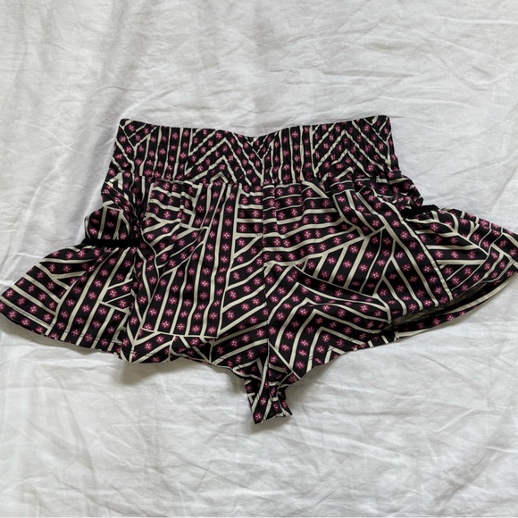 Free People Movement Get Your Flirt On Shorts - Picture 9 of 9